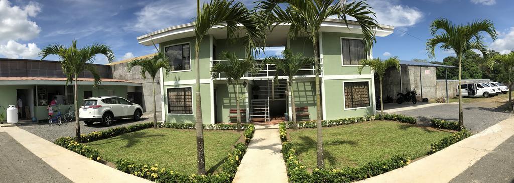 La Fortuna Backpackers Resort מראה חיצוני תמונה