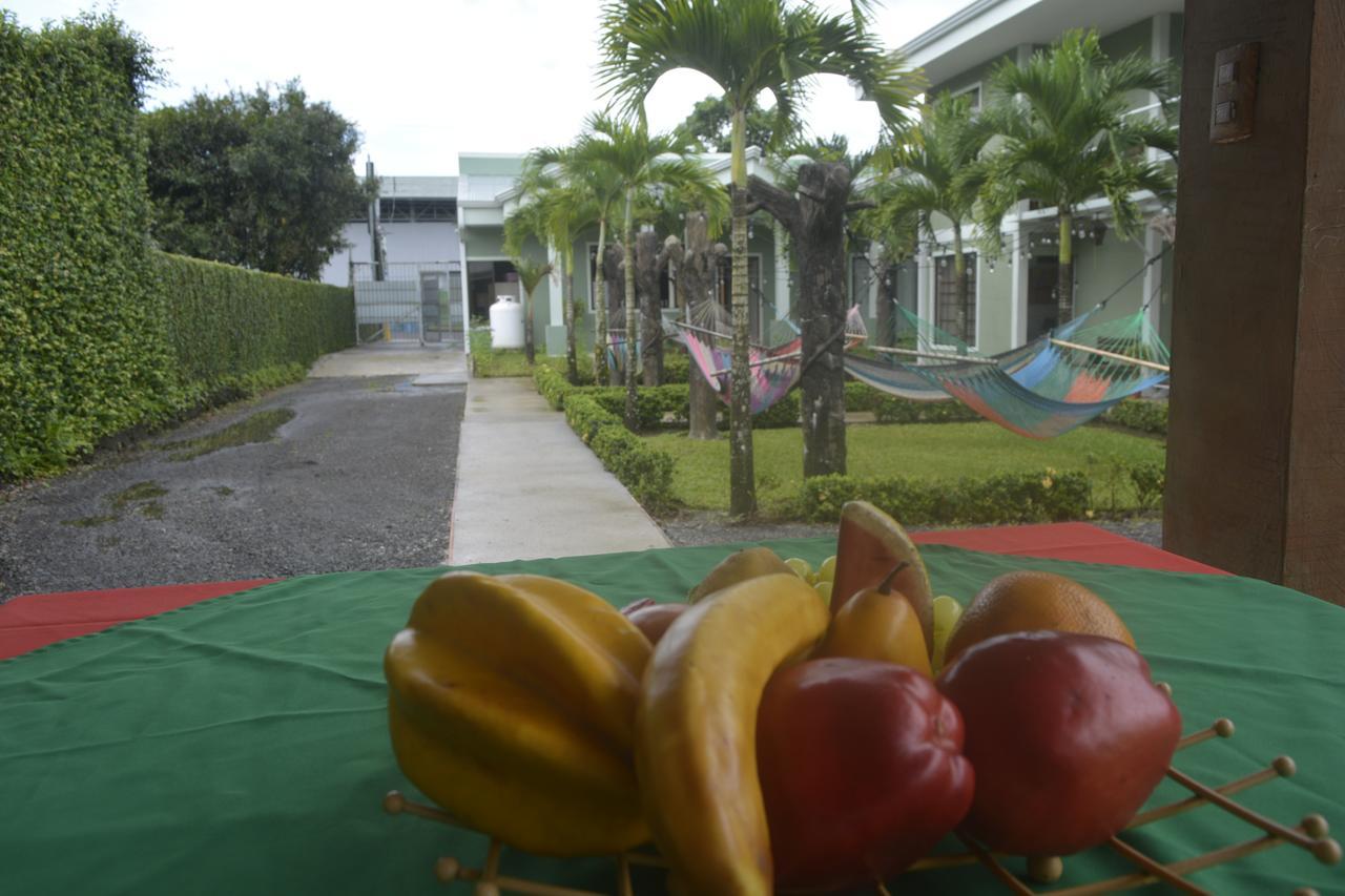 La Fortuna Backpackers Resort מראה חיצוני תמונה