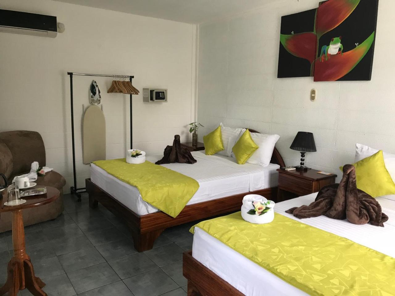 La Fortuna Backpackers Resort מראה חיצוני תמונה