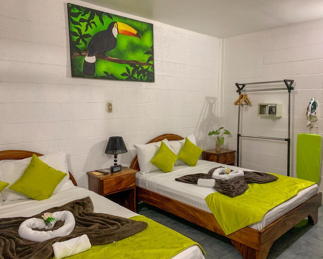 La Fortuna Backpackers Resort מראה חיצוני תמונה